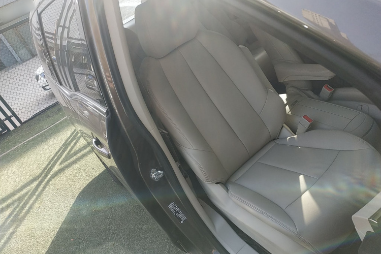 别克GL8 2023款 陆上公务舱 舒适型局部细节41