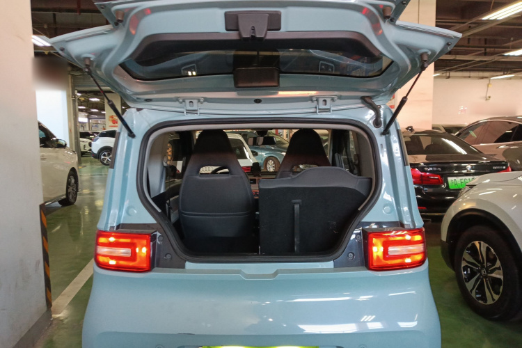 五菱汽车 宏光MINIEV 2020款 悦享款 磷酸铁锂机舱底盘23