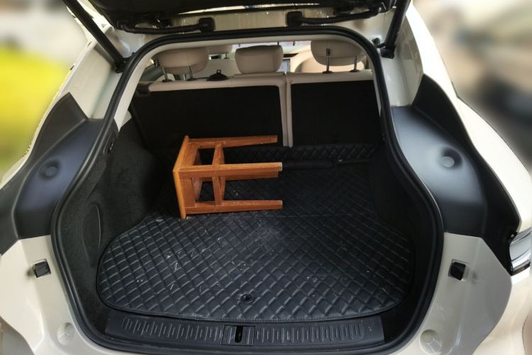 智己汽车 智己LS6 2023款 Max 标准版中控内饰23