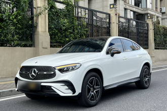 奔驰GLC轿跑 2024款 GLC 260 4MATIC 轿跑SUV