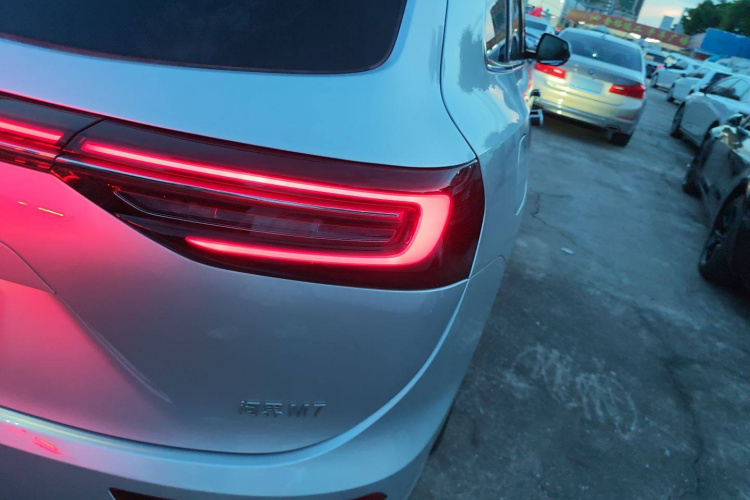 鸿蒙智行 问界M7 2024款 1.5T 后驱Plus版 5座车身外观6001