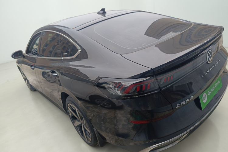 大众 2022款 凌渡L 280TSI DSG酷辣版车身外观5