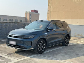 鸿蒙智行 问界M7 2024款 1.5T 智驾四驱Ultra版 5座