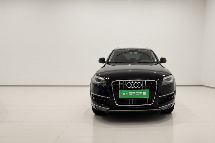 奥迪Q7 2014款 35 TFSI 进取型车身外观2