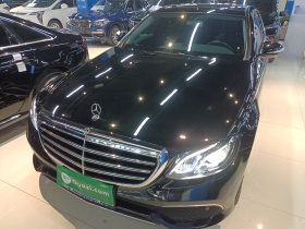 奔驰E级 2020款 E 260 L