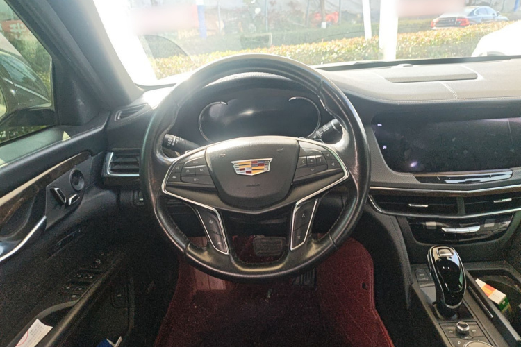 凯迪拉克CT6 2020款 28T 豪华型中控内饰13
