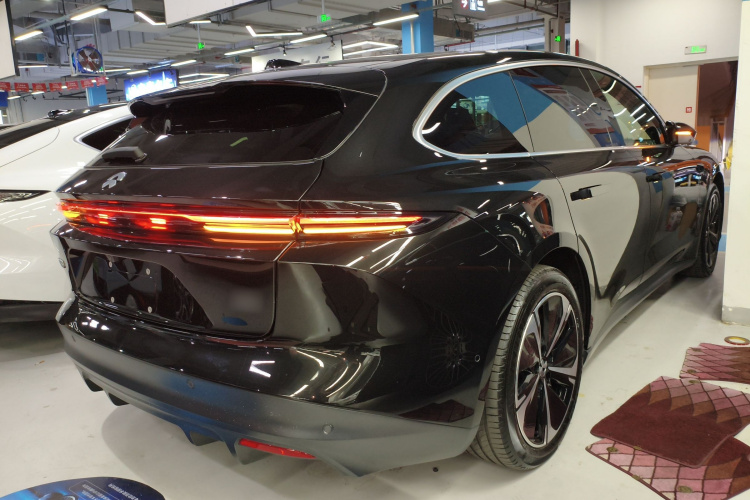 蔚来ET5T 2024款 75kWh Touring车身外观6005