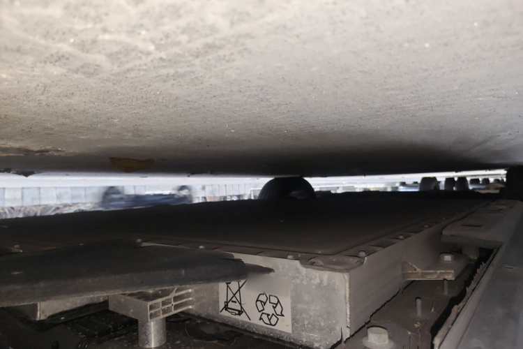 红旗E-QM5 2022款 431km 充电乐享版局部细节9003