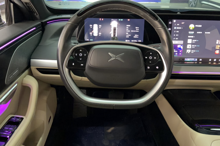 小鹏P7 2020款 670N局部细节13