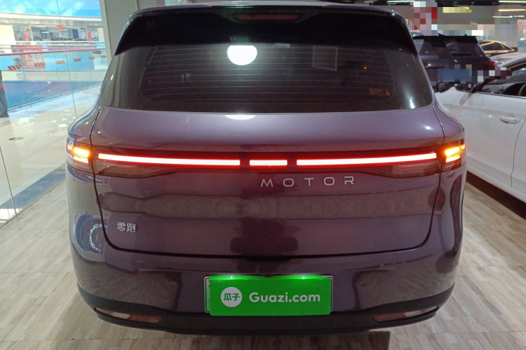 零跑汽车 零跑B10 2025款 510悦享版车身外观6