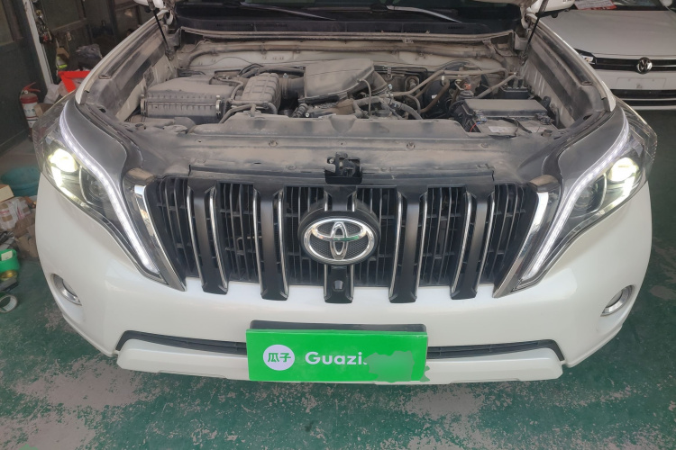 丰田 普拉多 2016款 2.7L 自动标准版局部细节24