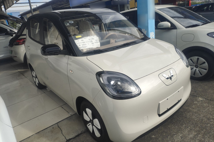 五菱汽车 宏光MINIEV 2025款 四门版 臻享+款车身外观6002