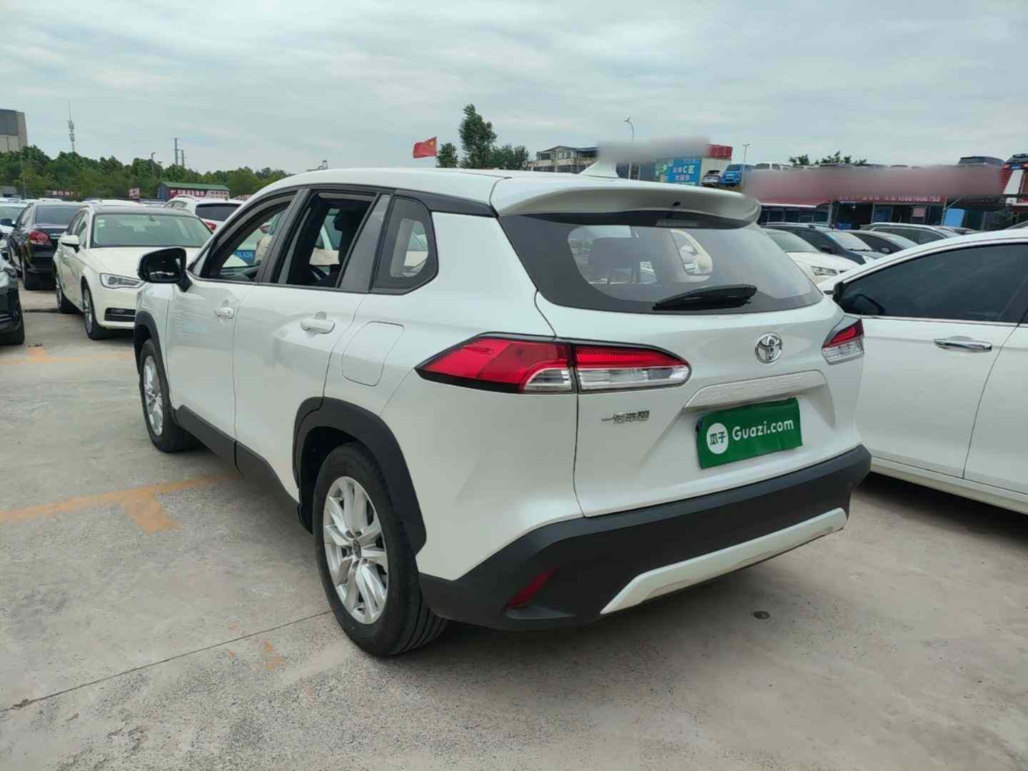 丰田 卡罗拉锐放 2022款 2.0L 先锋版(3)
