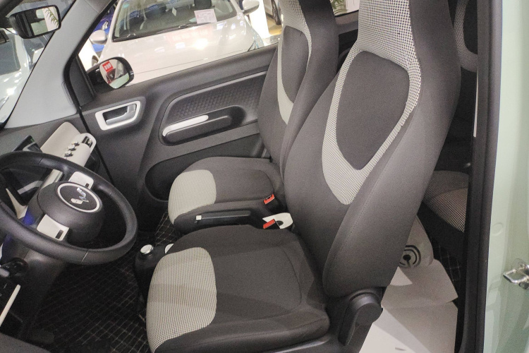 五菱汽车 宏光MINIEV 2024款 第三代 170km中控内饰19