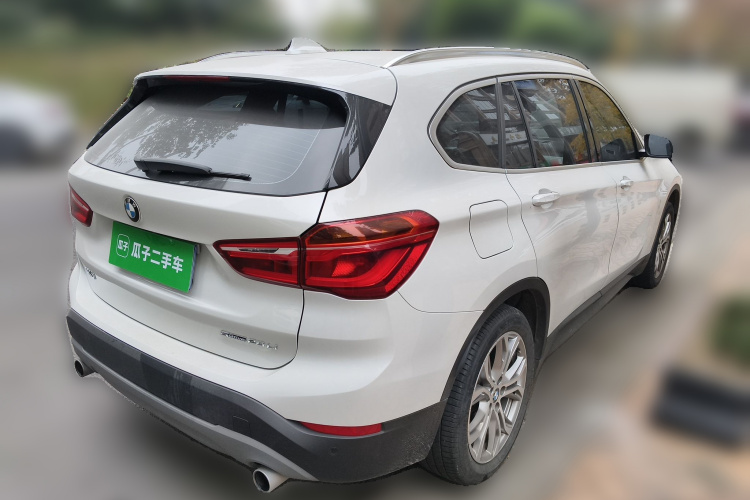 宝马X1 2018款 sDrive20Li 领先型车身外观6005