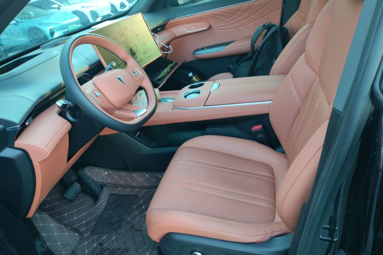 深蓝汽车 深蓝S07 2025款 215Max 深蓝智驾AD PRO增程版中控内饰19