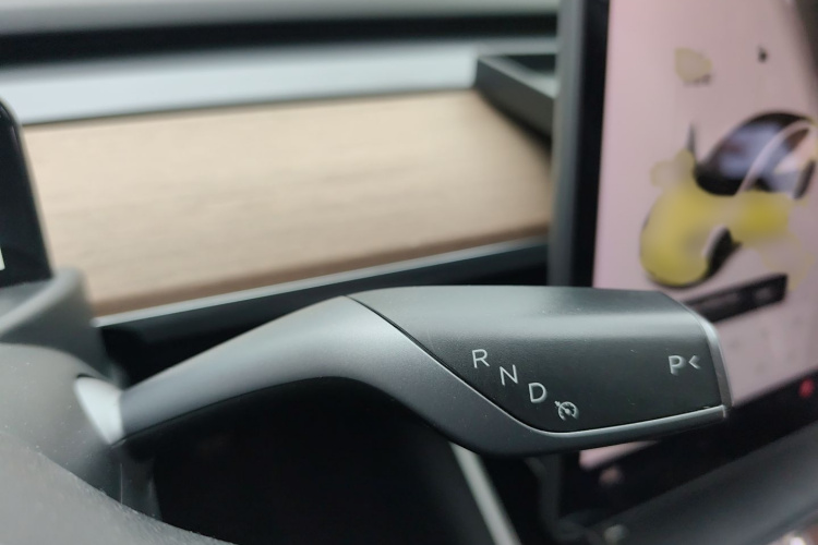 特斯拉 Model 3 2019款 标准续航后驱升级版局部细节18