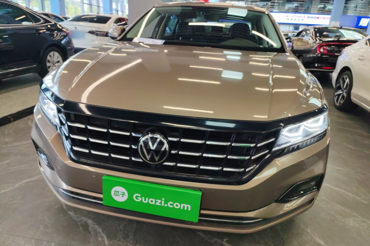 大众 帕萨特 2020款 330TSI 豪华版 国VI车身外观6001