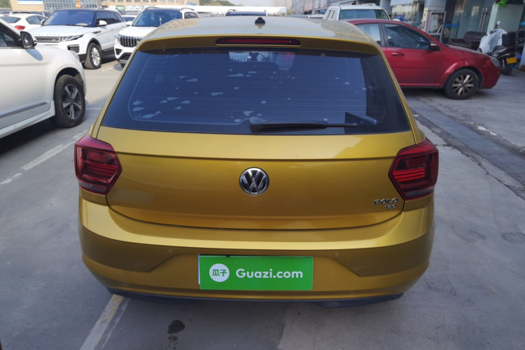 大众 Polo 2019款 Plus 1.5L 自动炫彩科技版车身外观6