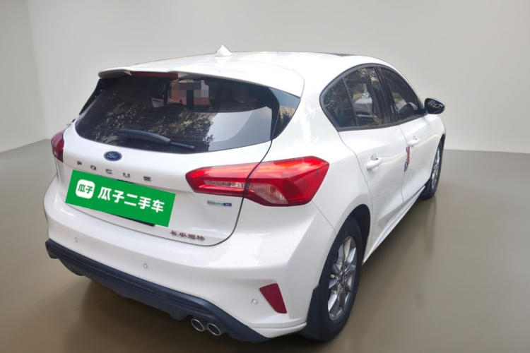 福特 福克斯 2021款 两厢 EcoBoost 180 自动锋潮型车身外观7