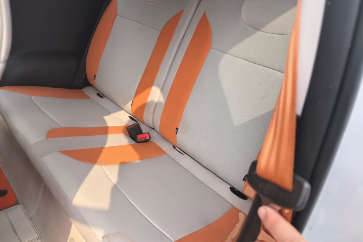 长安启源 长安Lumin 2023款 301km 蜜沁款中控内饰21