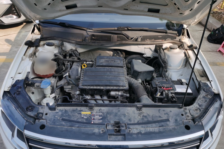 大众 2019款 朗逸启航 1.5L 自动风尚版 国VI机舱底盘24