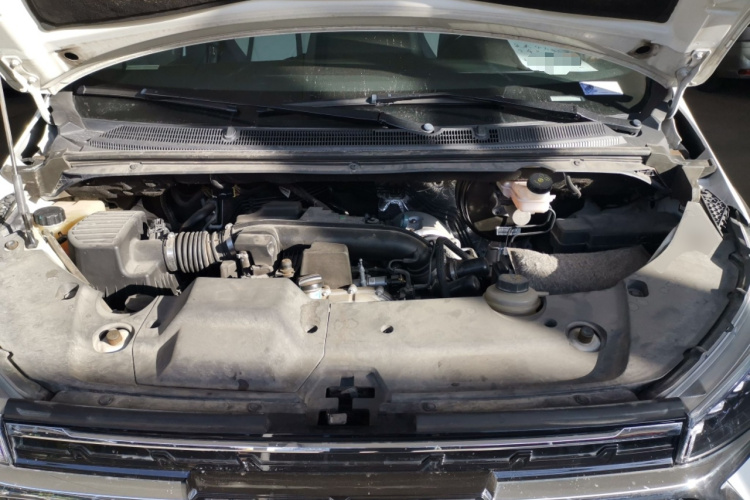 上汽大通MAXUS 大通G20 2020款 2.0T 汽油自动智尊版局部细节24