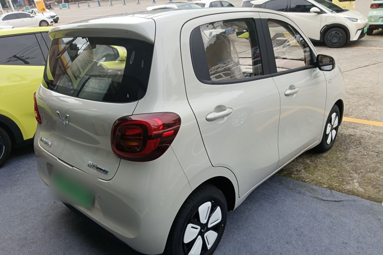 五菱汽车 宏光MINIEV 2025款 四门版 进阶款车身外观7