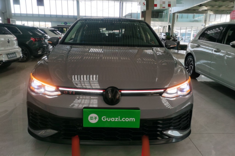 大众 高尔夫 2023款 改款 280TSI DSG Pro车身外观2