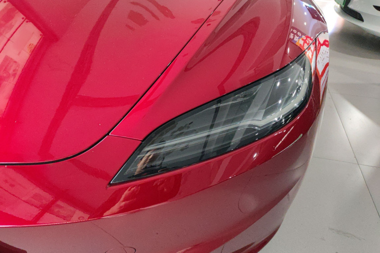 特斯拉 Model 3 2023款 长续航全轮驱动版局部细节36