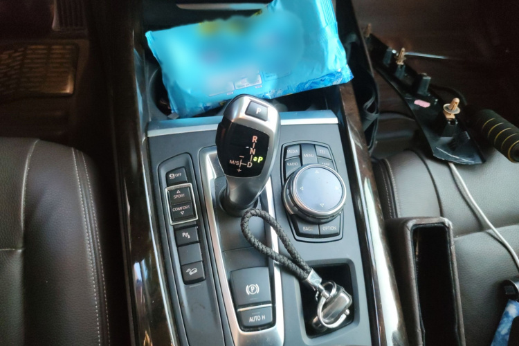 宝马X5(进口) 2014款 xDrive35i 典雅型局部细节18