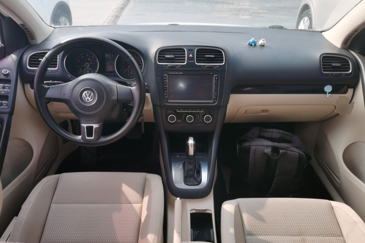 大众 高尔夫 2012款 1.6 自动舒适型中控内饰12