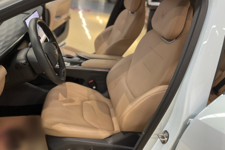 ARCFOX极狐 极狐 阿尔法T5(ARCFOX αT5) 2024款 520 MAX局部细节19