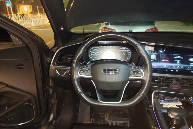 吉利汽车 星越 2020款 高能版 350T 驭星者AWD中控内饰13