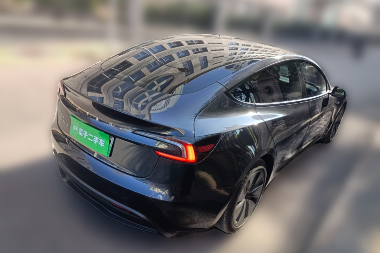 特斯拉 Model 3 2023款 后轮驱动版车身外观6005