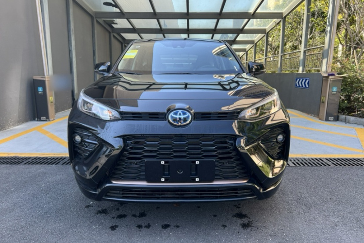 丰田 威兰达 2024款 双擎 2.5L E-CVT两驱都市版车身外观6001