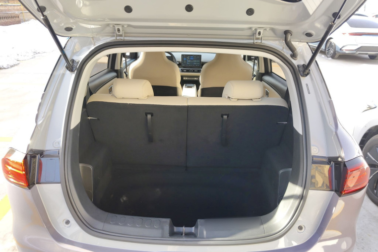 五菱汽车 五菱缤果PLUS 2024款 401km 旗舰版 四座版局部细节23