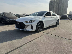 广汽传祺 影豹 2021款 270T DCT J11版