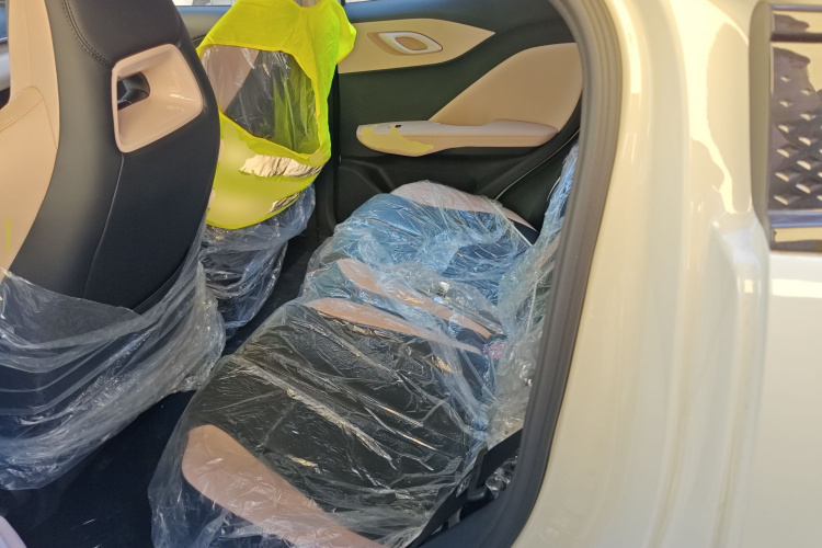 比亚迪 海鸥 2025款 智驾版 305km 活力版中控内饰21