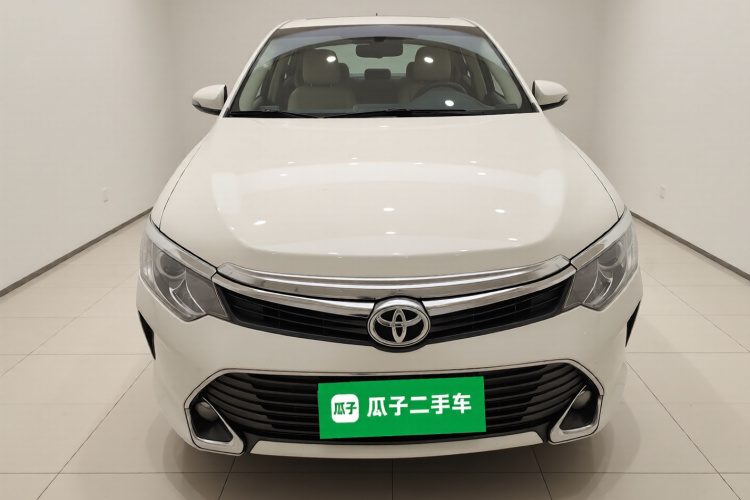 丰田 凯美瑞 2016款 2.0G 十周年纪念领先版车身外观2