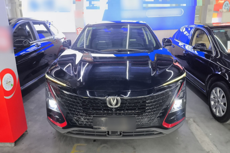 长安UNI-T 2020款 1.5T 旗舰型车身外观6001