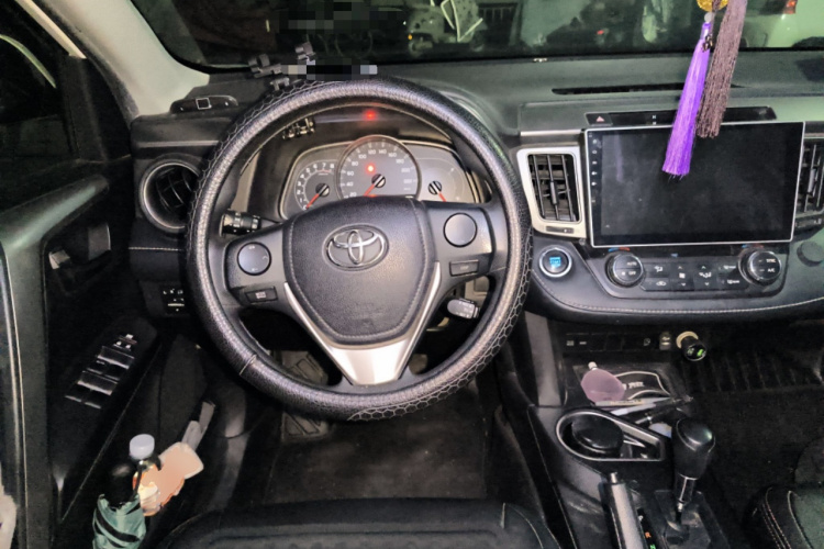 丰田 RAV4荣放 2016款 2.0L CVT两驱风尚版 国V中控内饰13