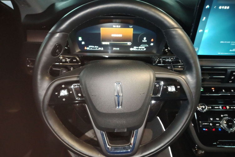 林肯 冒险家 2022款 2.0T 两驱尊雅版局部细节13