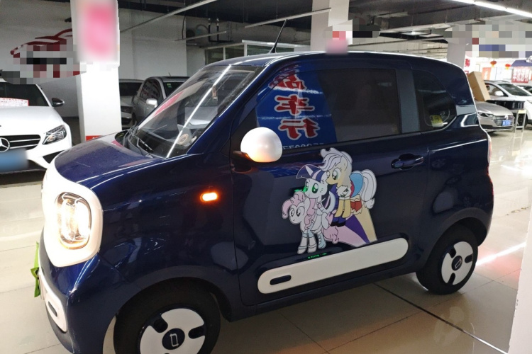 奔腾小马 2025款 222km 闪电马车身外观4