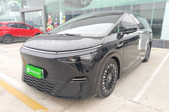 小鹏X9 2025款 740超长续航 Max