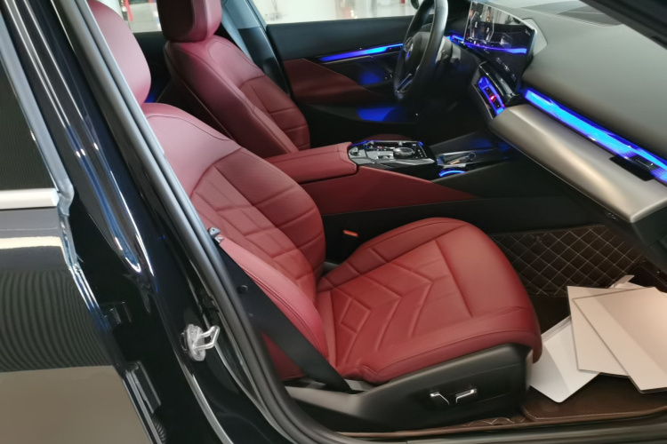 宝马5系 2024款 530Li 领先型 M运动套装局部细节41