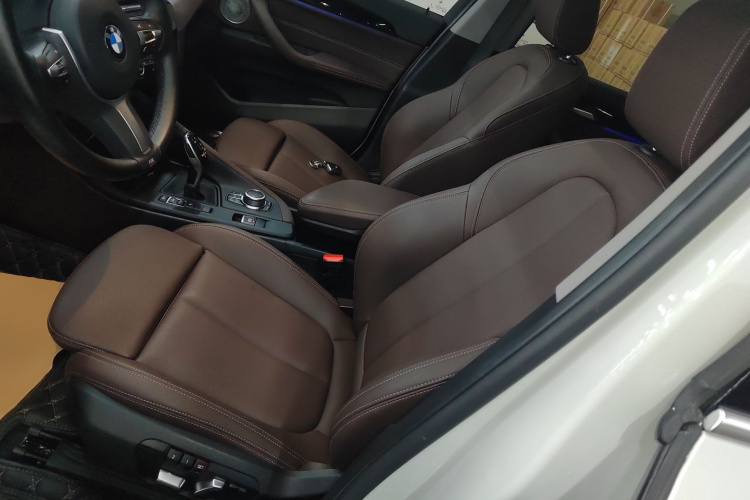 宝马X1 2022款 sDrive25Li 领先型局部细节19