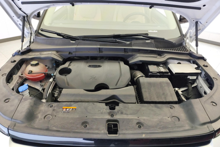 吉利汽车 吉利icon 2023款 1.5TD 巧克力醇巧版机舱底盘24