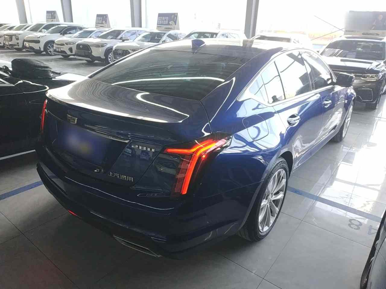凯迪拉克CT5 2023款 28T 豪华型（标准版）(4)