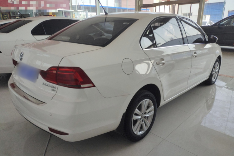 大众 桑塔纳 2016款 1.6L 手动舒适版车身外观7